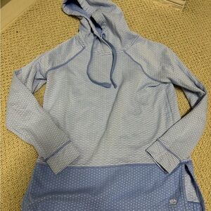 Southern Tide blue and white pullover hoodie
